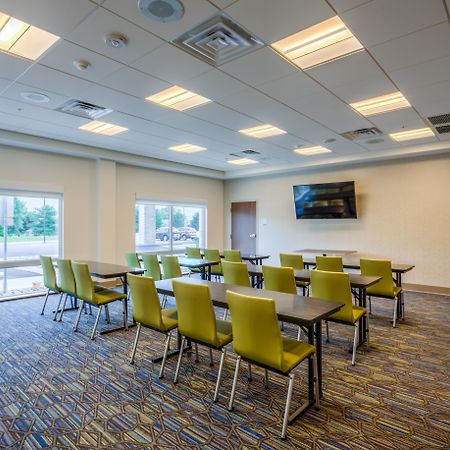 Holiday Inn Express & Suites Reedsville - State Coll Area, An Ihg Hotel Exteriör bild
