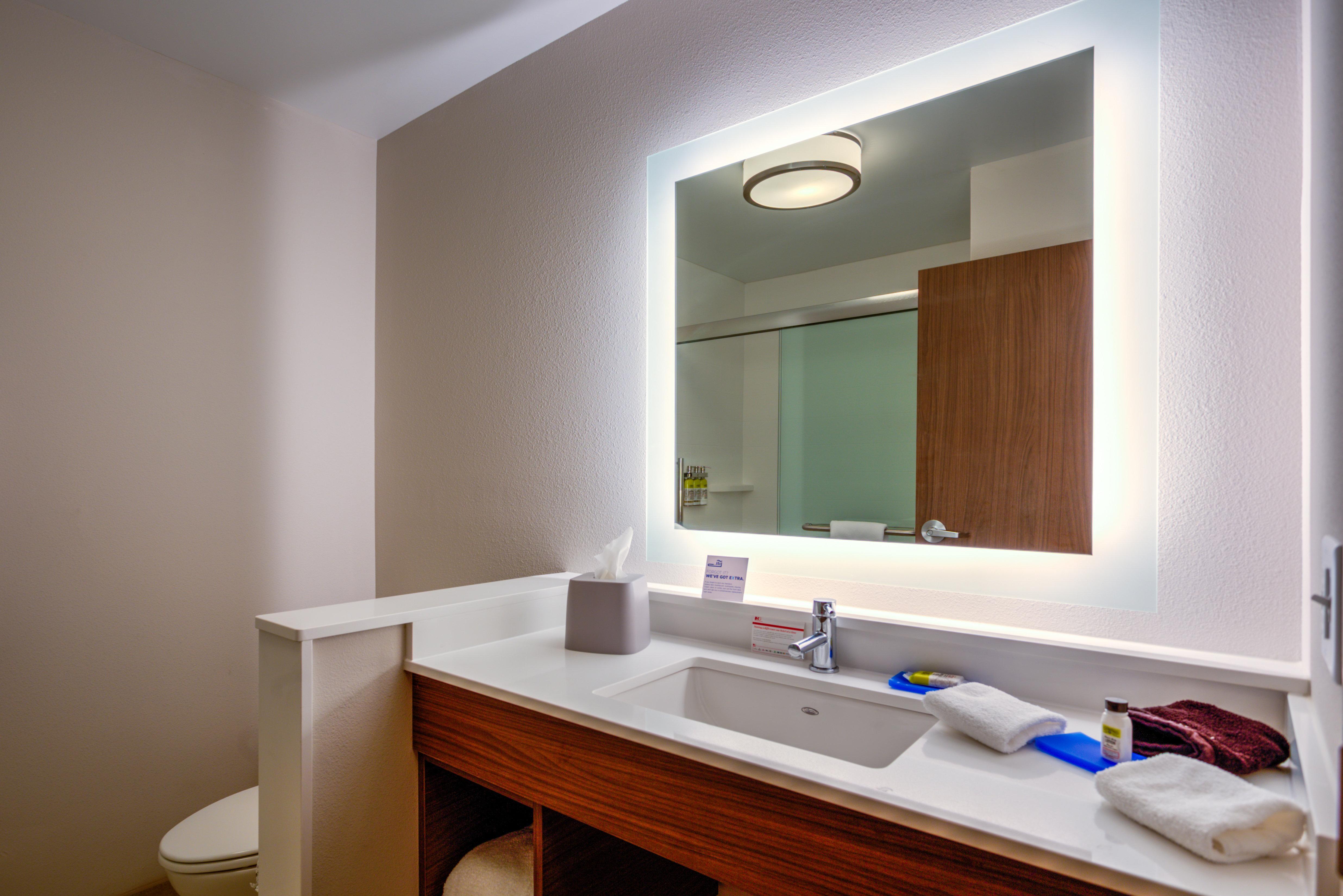 Holiday Inn Express & Suites Reedsville - State Coll Area, An Ihg Hotel Exteriör bild